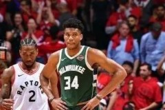 足球锋线明星面临就业困境，3D标准升级下的转型挑战与机遇